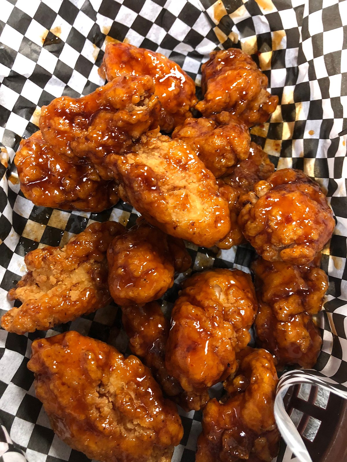 BBQ wings in a checkered basket